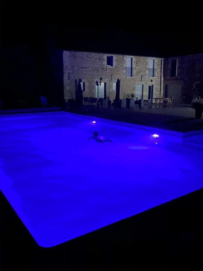 loveyou Villalunoterie Futuroscope Piscine spa 4pers Oyre Eksteriør billede