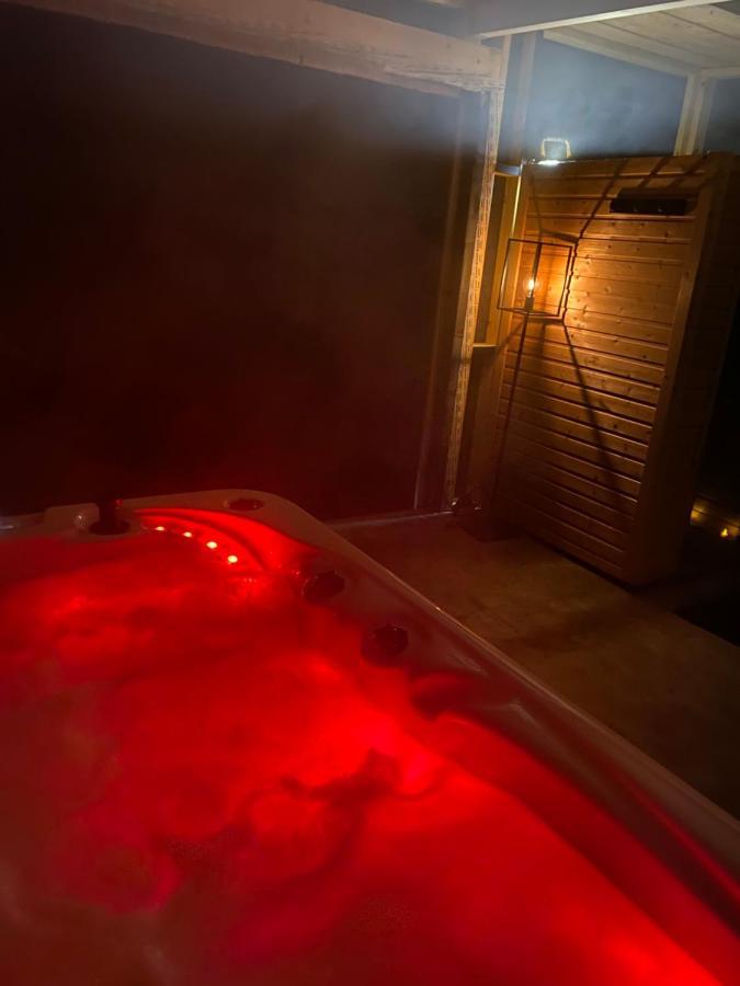 loveyou Villalunoterie Futuroscope Piscine spa 4pers Oyre Eksteriør billede